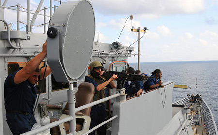 Hải tặc đụng vệ sĩ